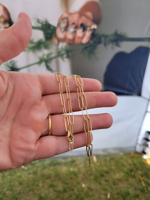 Handcrafted 18k Chain With Diamond Detail