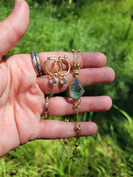 Faceted freeform aquamarine and diamond necklace with handcrafted 18k gold chain