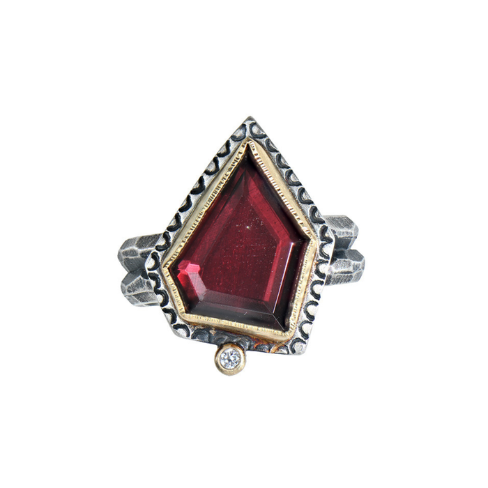 Unruly Grace Ring - Garnet & Diamond - Size 6-8