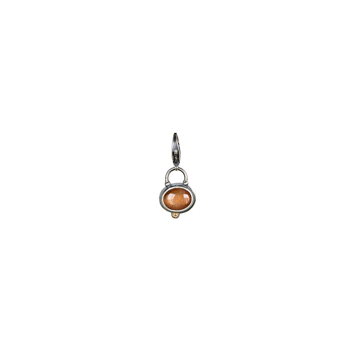 Cat’s-Eye Chrysoberyl & 18k Gold Charm