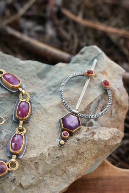 Ruby Fibula